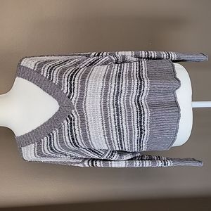 American Eagle Women's Sweater